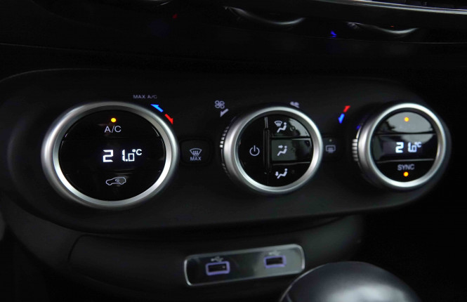 FIAT_FIAT_500X_2655199_12.jpg FIAT_FIAT_500X_2655199_12.jpg