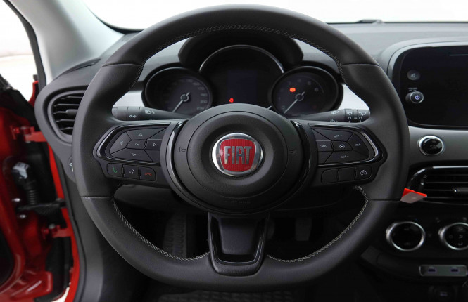 FIAT_FIAT_500X_2655199_8.jpg FIAT_FIAT_500X_2655199_8.jpg