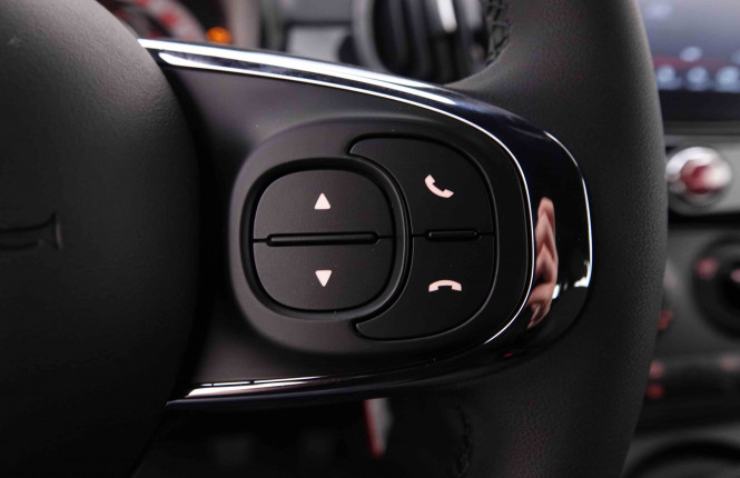 FIAT_FIAT_500_2547743_40.jpg