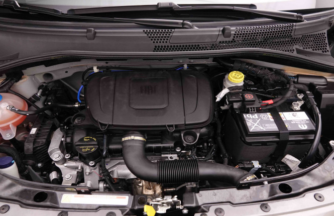 FIAT_FIAT_500_2551004_19.jpg FIAT_FIAT_500_2551004_19.jpg