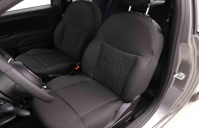 FIAT_FIAT_500_2551004_6.jpg FIAT_FIAT_500_2551004_6.jpg