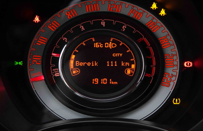 FIAT_FIAT_500_2652453_12.jpg FIAT_FIAT_500_2652453_12.jpg