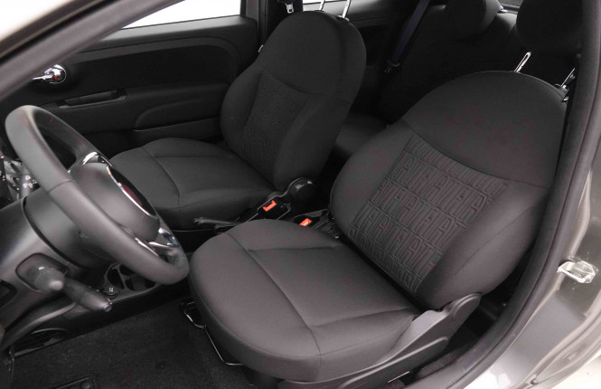 FIAT_FIAT_500_2652453_6.jpg FIAT_FIAT_500_2652453_6.jpg