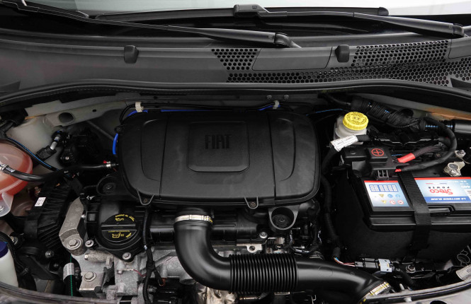 FIAT_FIAT_500_2653475_22.jpg