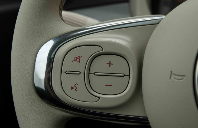 FIAT_FIAT_500_2653545_17.jpg