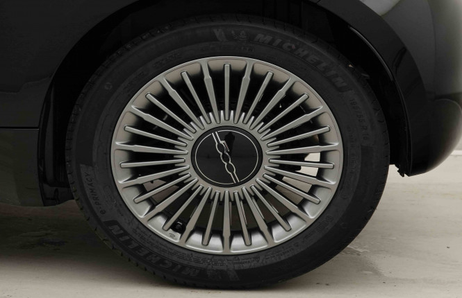 FIAT_FIAT_500_2654348_19.jpg