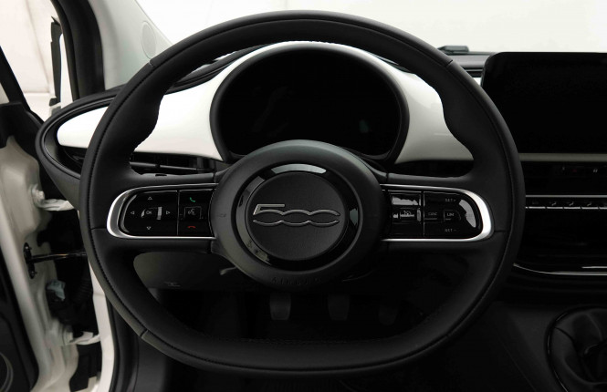 FIAT_FIAT_500_2654350_8.jpg