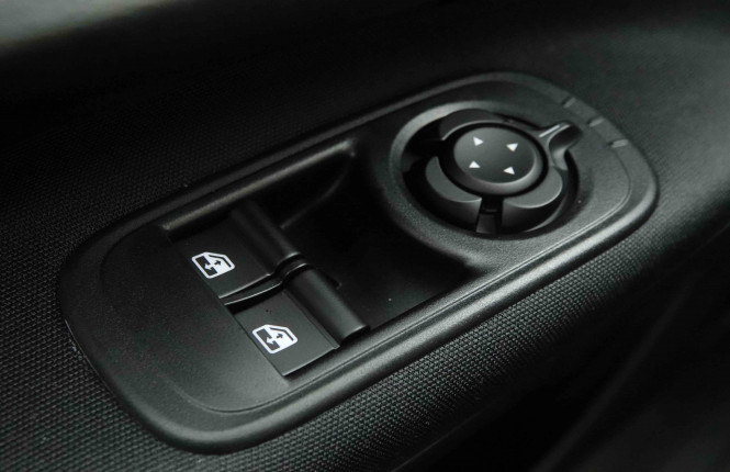 FIAT_FIAT_500_2654353_19.jpg