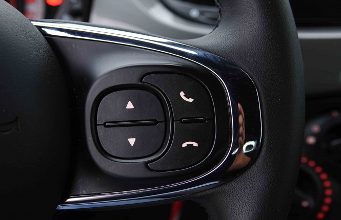 FIAT_FIAT_500_2655059_17.jpg