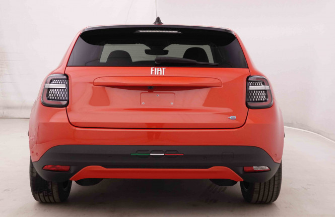 FIAT_FIAT_600_2547767_30.jpg
