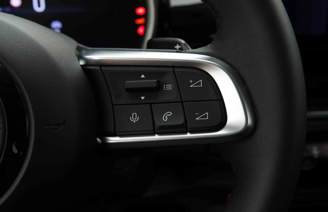 FIAT_FIAT_600_2654225_18.jpg FIAT_FIAT_600_2654225_18.jpg