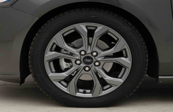 FORD_FORD_FOCUS_2652995_22.jpg FORD_FORD_FOCUS_2652995_22.jpg