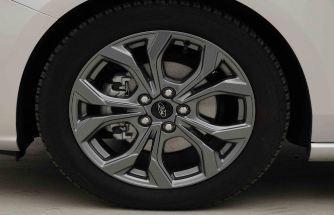 FORD_FORD_FOCUS_2652997_19.jpg