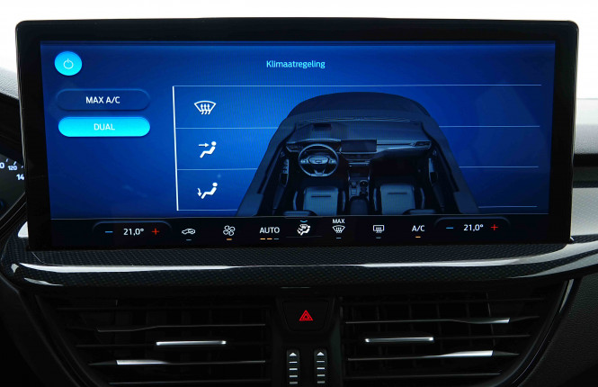 FORD_FORD_FOCUS_2654319_11.jpg FORD_FORD_FOCUS_2654319_11.jpg