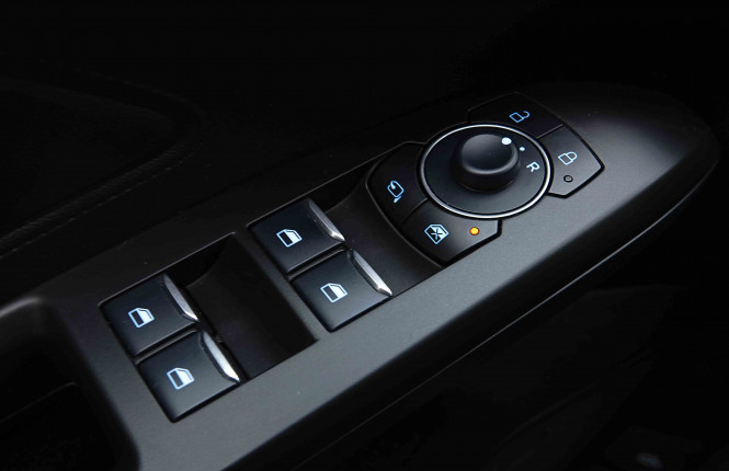 FORD_FORD_FOCUS_2654319_19.jpg FORD_FORD_FOCUS_2654319_19.jpg