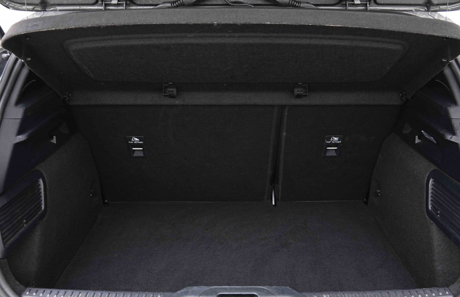 FORD_FORD_FOCUS_2654319_5.jpg FORD_FORD_FOCUS_2654319_5.jpg