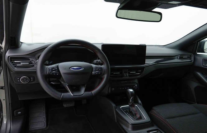 FORD_FORD_FOCUS_2654319_7.jpg FORD_FORD_FOCUS_2654319_7.jpg