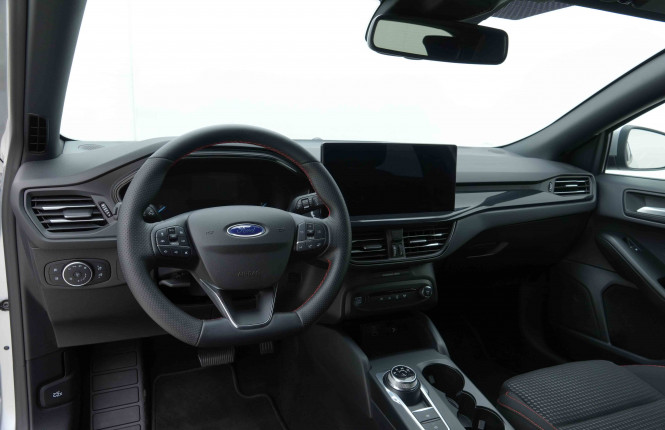 FORD_FORD_FOCUS_2654355_7.jpg FORD_FORD_FOCUS_2654355_7.jpg