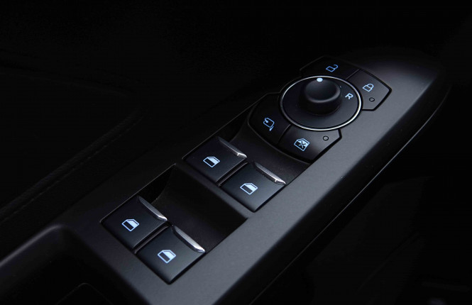 FORD_FORD_FOCUS_2654356_19.jpg FORD_FORD_FOCUS_2654356_19.jpg