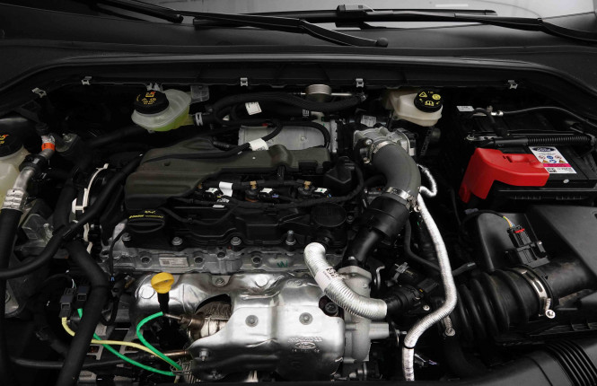 FORD_FORD_FOCUS_2654357_21.jpg