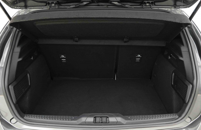 FORD_FORD_FOCUS_2654357_5.jpg