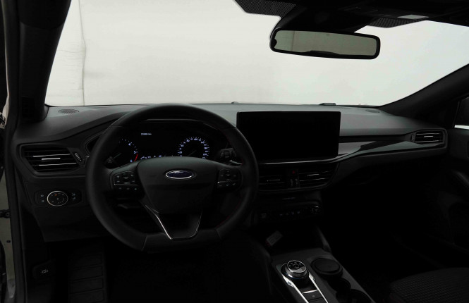 FORD_FORD_FOCUS_2654357_7.jpg