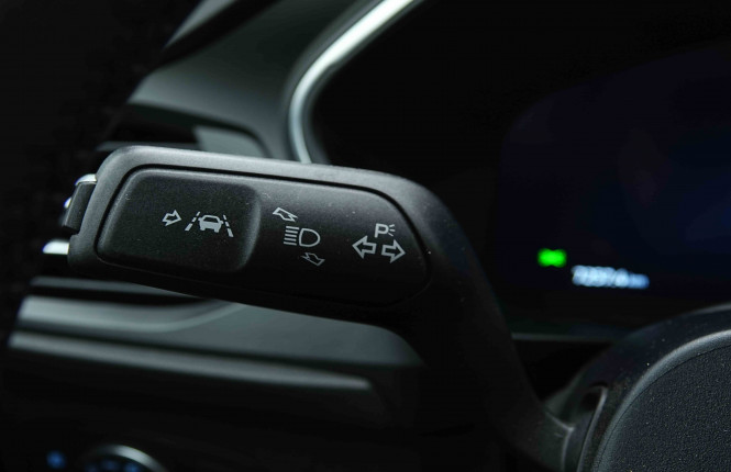 FORD_FORD_FOCUS_2654765_15.jpg FORD_FORD_FOCUS_2654765_15.jpg