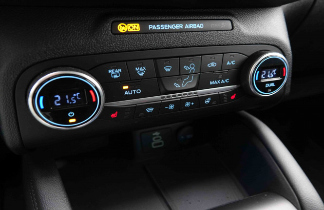 FORD_FORD_KUGA_2551245_11.jpg FORD_FORD_KUGA_2551245_11.jpg