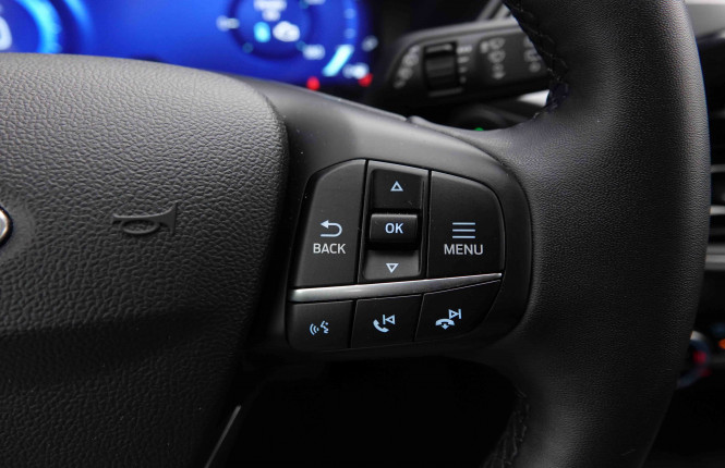 FORD_FORD_KUGA_2551245_16.jpg FORD_FORD_KUGA_2551245_16.jpg