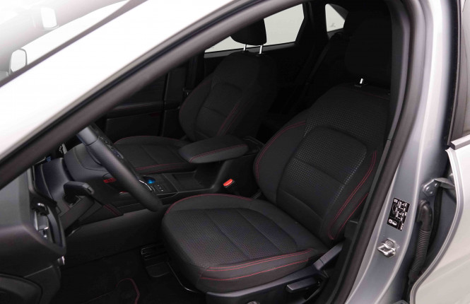 FORD_FORD_KUGA_2652958_6.jpg