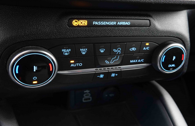 FORD_FORD_KUGA_2652959_14.jpg FORD_FORD_KUGA_2652959_14.jpg