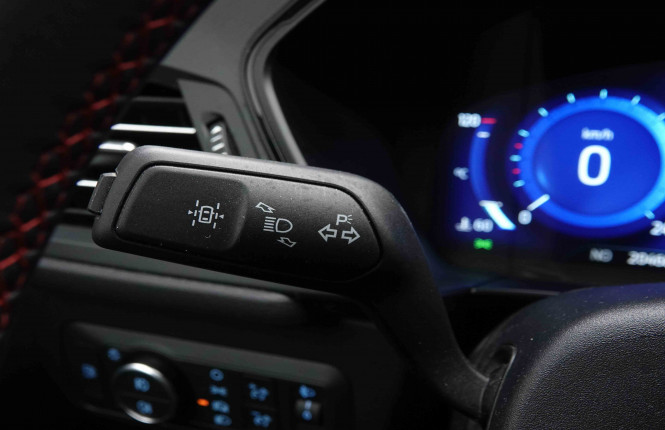 FORD_FORD_KUGA_2652959_18.jpg FORD_FORD_KUGA_2652959_18.jpg