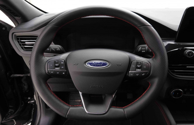 FORD_FORD_KUGA_2652959_9.jpg FORD_FORD_KUGA_2652959_9.jpg