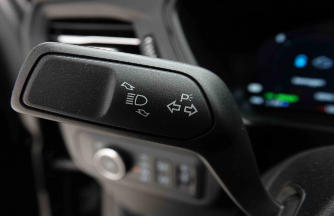 FORD_FORD_KUGA_2654372_16.jpg FORD_FORD_KUGA_2654372_16.jpg