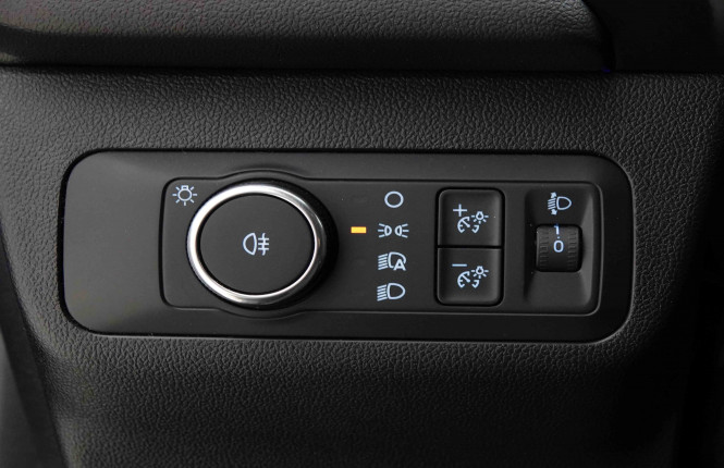 FORD_FORD_KUGA_2654372_8.jpg FORD_FORD_KUGA_2654372_8.jpg