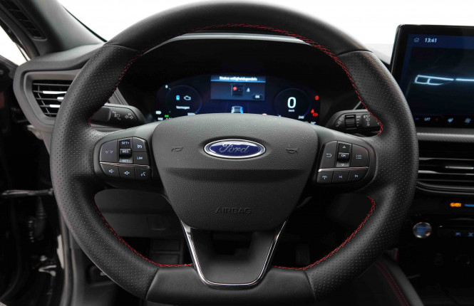 FORD_FORD_KUGA_2654372_9.jpg FORD_FORD_KUGA_2654372_9.jpg