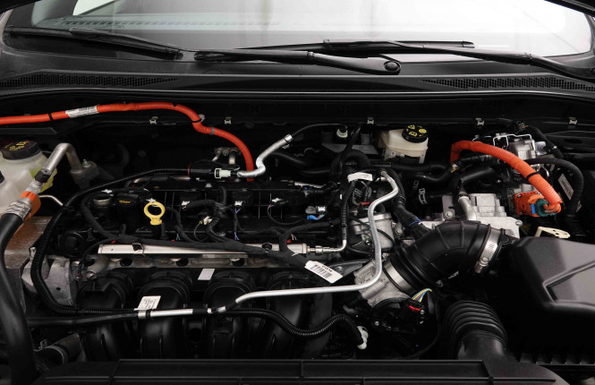 FORD_FORD_KUGA_2654386_21.jpg