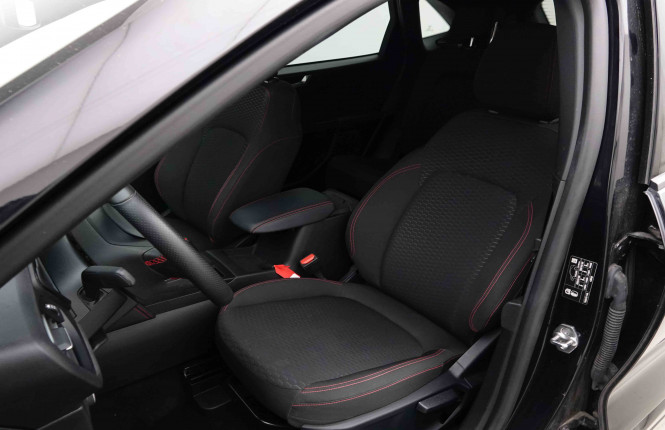 FORD_FORD_KUGA_2654386_6.jpg