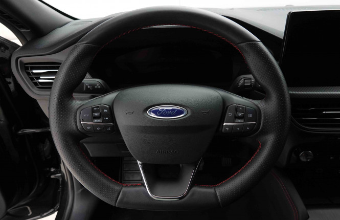 FORD_FORD_KUGA_2654386_8.jpg