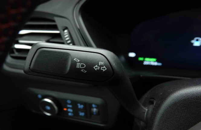 FORD_FORD_KUGA_2654387_14.jpg FORD_FORD_KUGA_2654387_14.jpg