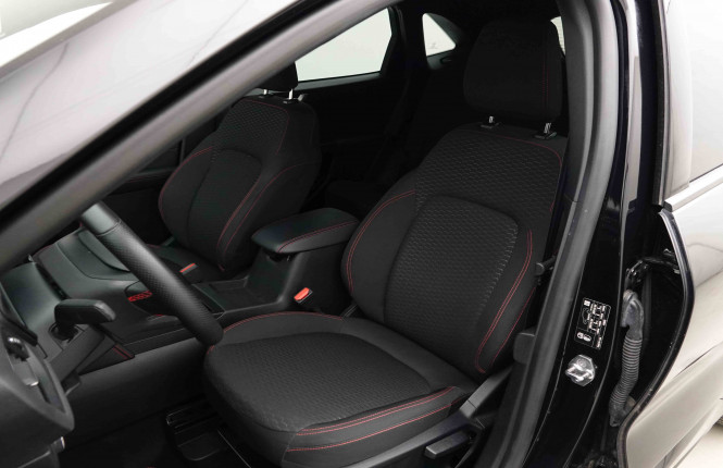 FORD_FORD_KUGA_2654387_6.jpg FORD_FORD_KUGA_2654387_6.jpg