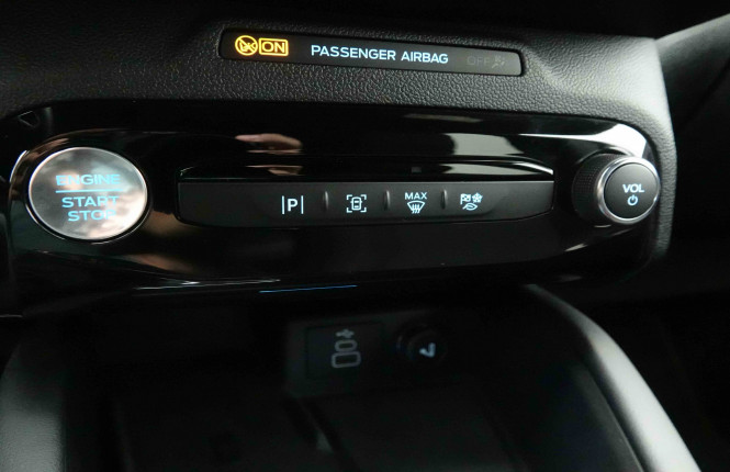 FORD_FORD_KUGA_2654388_14.jpg FORD_FORD_KUGA_2654388_14.jpg