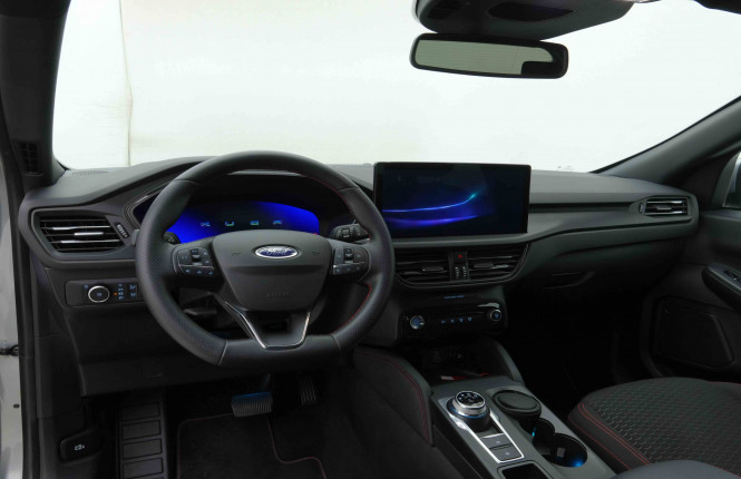FORD_FORD_KUGA_2654389_7.jpg FORD_FORD_KUGA_2654389_7.jpg