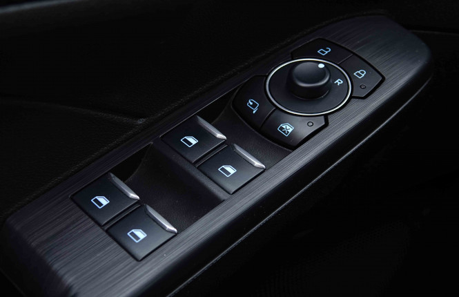 FORD_FORD_KUGA_2654391_20.jpg FORD_FORD_KUGA_2654391_20.jpg