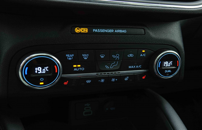 FORD_FORD_KUGA_2654600_14.jpg FORD_FORD_KUGA_2654600_14.jpg