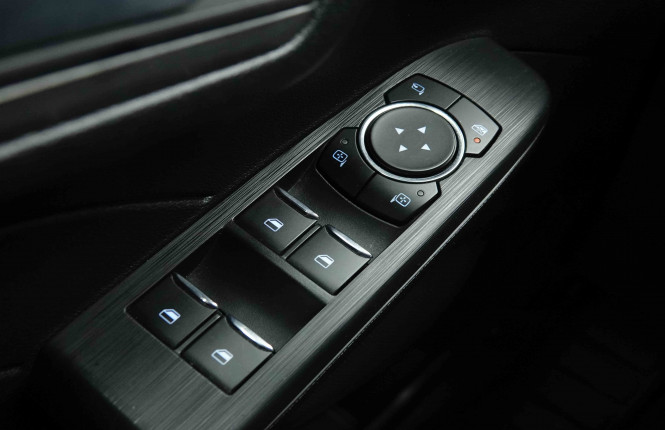 FORD_FORD_KUGA_2654873_19.jpg FORD_FORD_KUGA_2654873_19.jpg