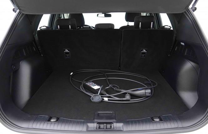 FORD_FORD_KUGA_2654873_33.jpg FORD_FORD_KUGA_2654873_33.jpg
