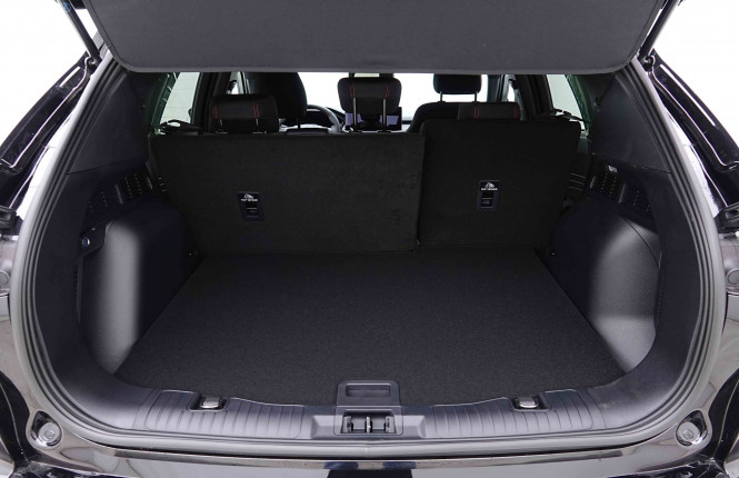 FORD_FORD_KUGA_2655336_5.jpg FORD_FORD_KUGA_2655336_5.jpg