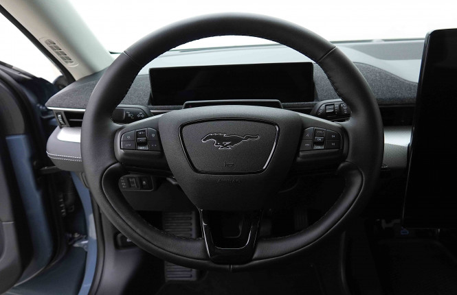 FORD_FORD_MUSTANGMAC_2654909_8.jpg FORD_FORD_MUSTANGMAC_2654909_8.jpg