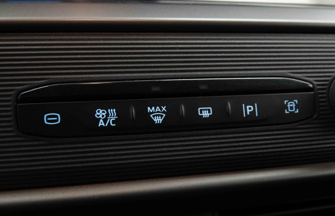 FORD_FORD_TOURNEOCOU_2654511_16.jpg FORD_FORD_TOURNEOCOU_2654511_16.jpg